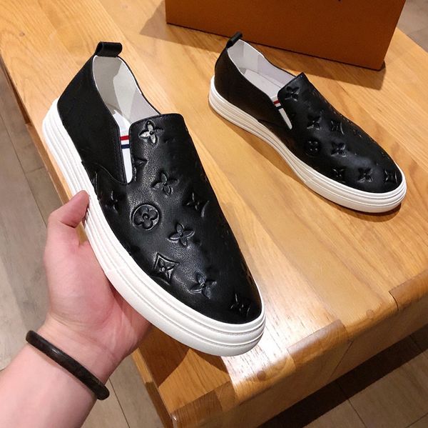 men sneaker casual shoes men sneaker casual shoes leather sneakers shoes black white sports sneakers size6- type4
men sneaker casual shoes men sneaker casual shoes leather sneakers shoes black white sports sneakers size6- type4