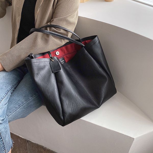 2019 winter new style women bag handbag tote over shoulder crossbody leather big brand black brown casual designer female bolsas
2019 winter new style women bag handbag tote over shoulder crossbody leather big brand black brown casual designer female bolsas