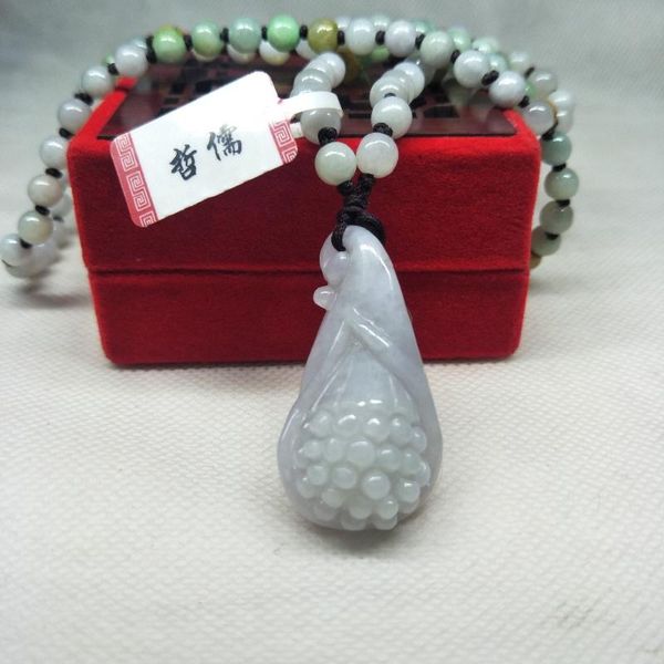 zhe ru jewelry pure natural jadeite carved light green grape pendant tricolor jade bead necklaceclass a national certificate, Silver
zhe ru jewelry pure natural jadeite carved light green grape pendant tricolor jade bead necklaceclass a national certificate, Silver
