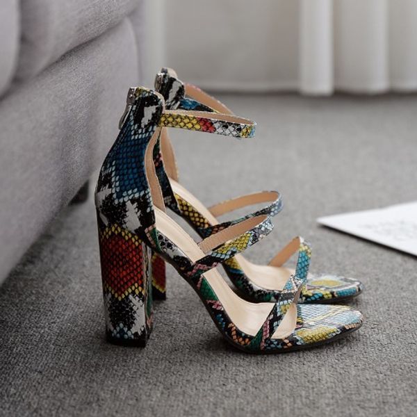 2020 roman chunky heel sandals women fashion color serpentine pattern sandals european american style women shoes, Black
2020 roman chunky heel sandals women fashion color serpentine pattern sandals european american style women shoes, Black