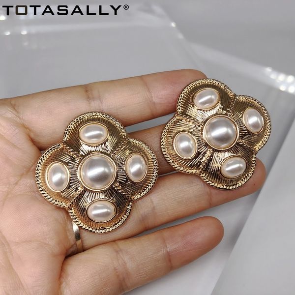 f.j4z big stud earrings for women hyperbole simulated pearl geometric earrings chunky t-show earring jewelry dropship, Golden;silver
f.j4z big stud earrings for women hyperbole simulated pearl geometric earrings chunky t-show earring jewelry dropship, Golden;silver
