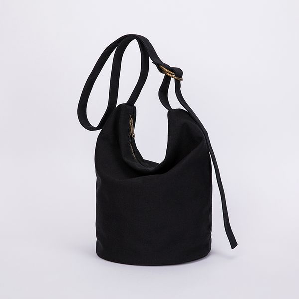 messenger bag bag female 2020 new korean version of large women canvas casual ladies shoulder bucket women
messenger bag bag female 2020 new korean version of large women canvas casual ladies shoulder bucket women