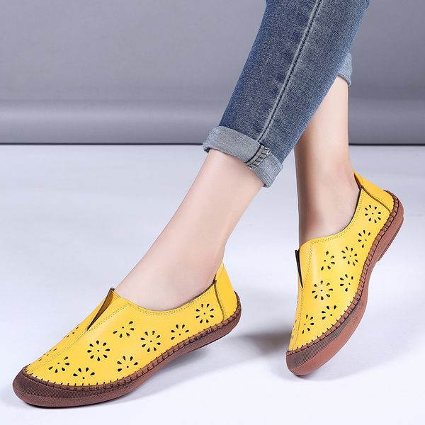 women casual soft leather flats shoes 2020 spring summer hollow out shoes fashion female breathable slip on loafers plus size, Black
women casual soft leather flats shoes 2020 spring summer hollow out shoes fashion female breathable slip on loafers plus size, Black