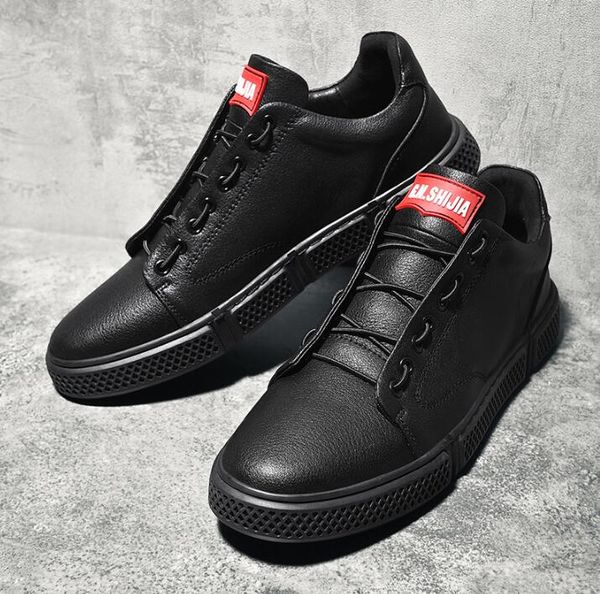 leather men casual sneakers flat comfortable running skating white black simple fashion style canvas one piece drop shipping
leather men casual sneakers flat comfortable running skating white black simple fashion style canvas one piece drop shipping