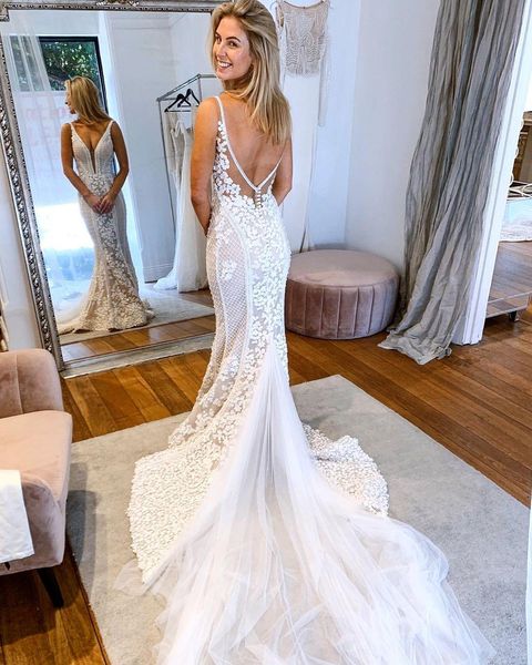 2020 gorgeous country style mermaid wedding dresses v neck cathedral train boho wedding gowns 3d flowers bridal dress vestidos de novia, White 
2020 gorgeous country style mermaid wedding dresses v neck cathedral train boho wedding gowns 3d flowers bridal dress vestidos de novia, White