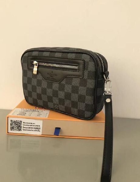 2020 quality new designer fashion men travel toilet pouch women cosmetic organizer make up bag famous classical brand toiletry bag clutch
2020 quality new designer fashion men travel toilet pouch women cosmetic organizer make up bag famous classical brand toiletry bag clutch