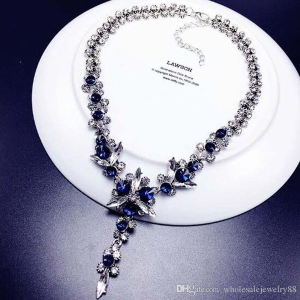 оптовые женщины clear blue crystal flower подвеска чокеры ожерелья bling bling ключицы цепи партия ювелирных подарков аксессуары, Gray
оптовые женщины clear blue crystal flower подвеска чокеры ожерелья bling bling ключицы цепи партия ювелирных подарков аксессуары, Gray