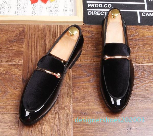 2019 men streets trendsetter british pointed velvet shoes gentleman oxfords homecoming male wedding prom shoes zapatos hombre d03, Black
2019 men streets trendsetter british pointed velvet shoes gentleman oxfords homecoming male wedding prom shoes zapatos hombre d03, Black