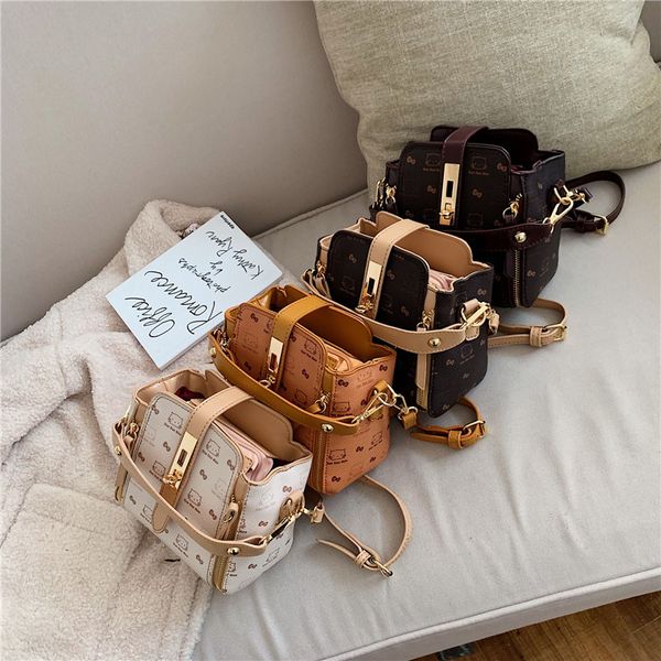 2020 новый pu кожаные сумки для женщин cat животных bowknot печать crossbody сумки малые площади плеча сумка lady сумки тип
2020 новый pu кожаные сумки для женщин cat животных bowknot печать crossbody сумки малые площади плеча сумка lady сумки тип