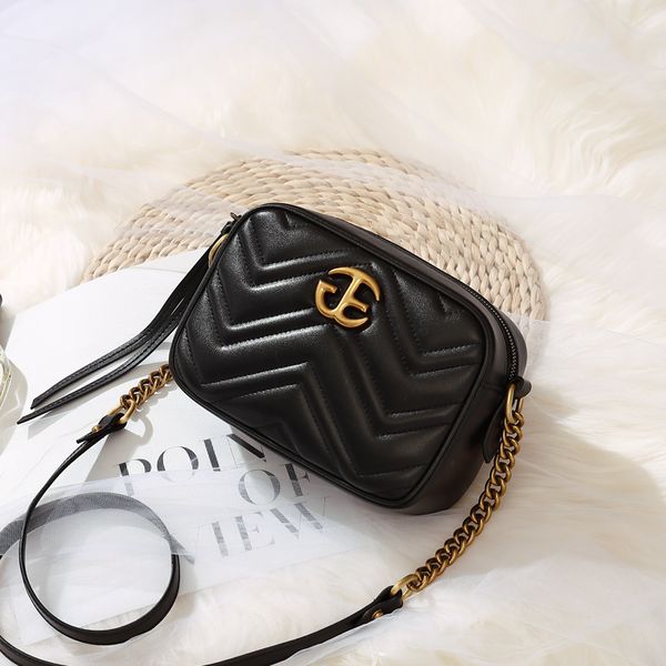 women's bag 2020 new ladies fashion leather shoulder messenger camera bag wave pattern love women's chain female
women's bag 2020 new ladies fashion leather shoulder messenger camera bag wave pattern love women's chain female