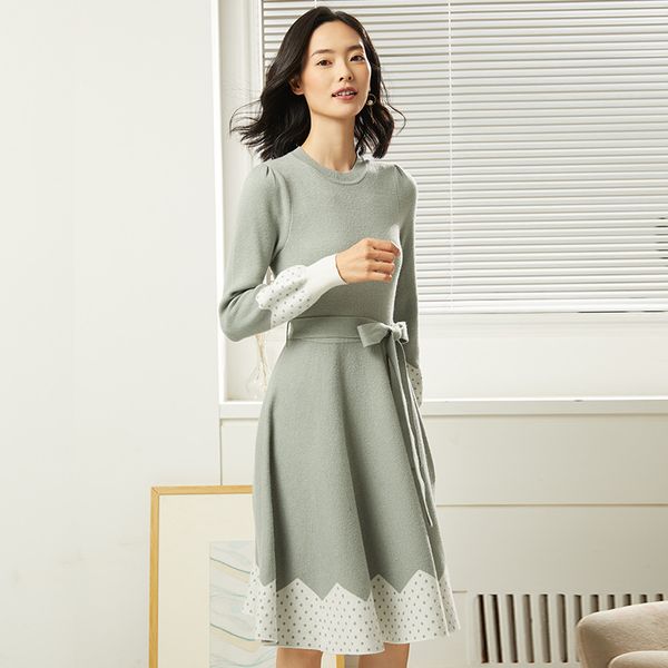 europe and the united states new dress autumn and winter brand women's wear lace knit skirt contrast color elegant knit sweater woman, Black;gray
europe and the united states new dress autumn and winter brand women's wear lace knit skirt contrast color elegant knit sweater woman, Black;gray