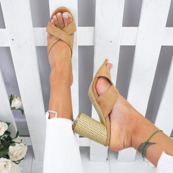 wenyujhsummer woman med sandals cross shallow rome mouth female casual square heel ladies thick sandals shoes 2019, Black
wenyujhsummer woman med sandals cross shallow rome mouth female casual square heel ladies thick sandals shoes 2019, Black