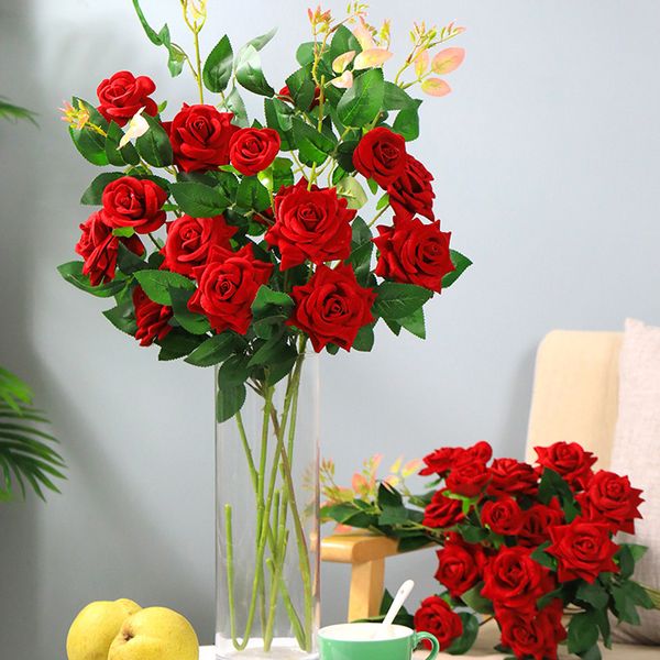 bright red single 3 rose bouquet simulation fake flower decoration flower floor desksimulation high branch decoration
bright red single 3 rose bouquet simulation fake flower decoration flower floor desksimulation high branch decoration
