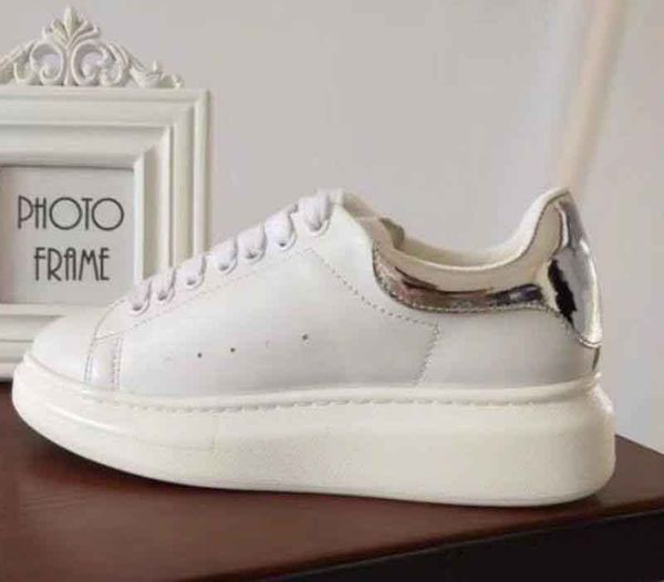 2019 Top Quality Men Women Fashion Luxury Designer Shoes White Black Genuine leather Casual Shoes Ladies Platform Sneakers Trainers
2019 Top Quality Men Women Fashion Luxury Designer Shoes White Black Genuine leather Casual Shoes Ladies Platform Sneakers Trainers