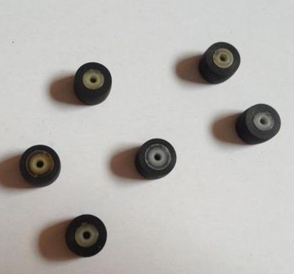20pieces/lot 1.5mm * 8mm * 7mm recorder amplifiers movement pinch rollerdiy model aircraft wheels 
20pieces/lot 1.5mm * 8mm * 7mm recorder amplifiers movement pinch rollerdiy model aircraft wheels