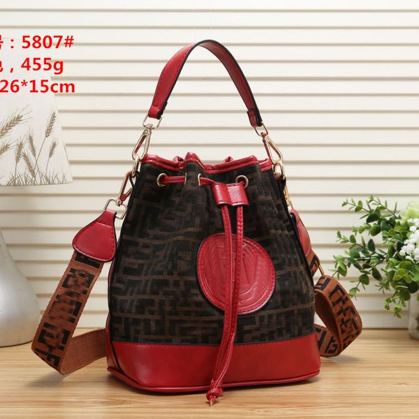 new fashion women shoulder bags cross body bags with letters embroidery hand bucket girls single canvas shoulder bags
new fashion women shoulder bags cross body bags with letters embroidery hand bucket girls single canvas shoulder bags