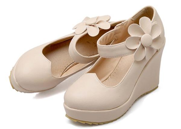 2018 flower women's shoes in spring and autumn with new style slope heel waterproof table round head, Black
2018 flower women's shoes in spring and autumn with new style slope heel waterproof table round head, Black
