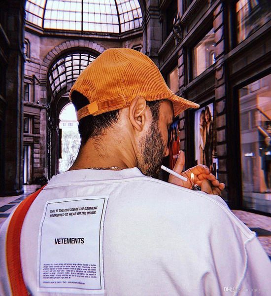 vetements applique tee oversized t-shirt gradient embroidery fashion casual t-shirt streetwear hip-hop summer men women loose tee, White;black
vetements applique tee oversized t-shirt gradient embroidery fashion casual t-shirt streetwear hip-hop summer men women loose tee, White;black