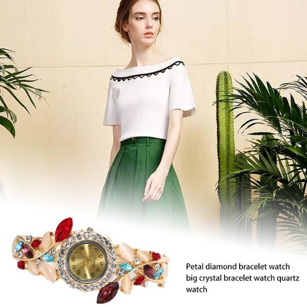 fashion female quartz watch diamond seven-color crystal women's casual bracelet watch petals exquisite retro sale, Slivery;brown
fashion female quartz watch diamond seven-color crystal women's casual bracelet watch petals exquisite retro sale, Slivery;brown
