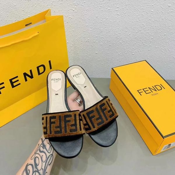 2020 women's sandals flat crystal slippers shoes woman casual beach sliders outdoor crystal roman shoes large size summer slides, Black
2020 women's sandals flat crystal slippers shoes woman casual beach sliders outdoor crystal roman shoes large size summer slides, Black