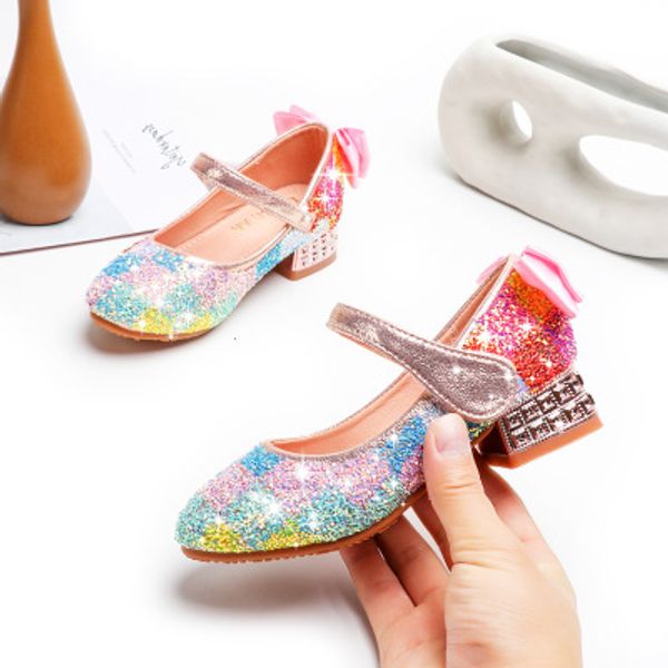 new princess kids shoes casual glitter leather wedding girls sandals rainbow sequin sandal party dress high heels children shoes, Black;red
new princess kids shoes casual glitter leather wedding girls sandals rainbow sequin sandal party dress high heels children shoes, Black;red