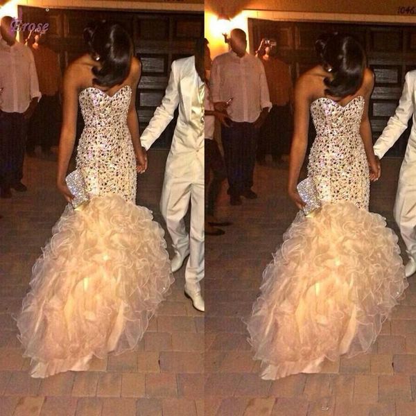 2020 glitz mermaid champagne evening dresses wear sweetheart crystal beads organza tiered ruffles sweep train formal prom dress party gowns, Black;red
2020 glitz mermaid champagne evening dresses wear sweetheart crystal beads organza tiered ruffles sweep train formal prom dress party gowns, Black;red