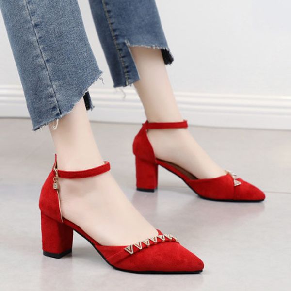 2019 new luxury new women's high heel pointed rivet high heels party wedding dress leather ladies high heels size 35-39, Black
2019 new luxury new women's high heel pointed rivet high heels party wedding dress leather ladies high heels size 35-39, Black
