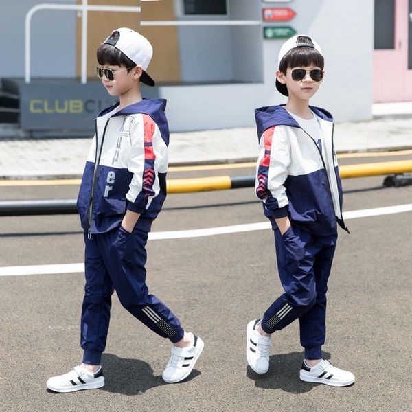 wear 2020 boys' autumn sports suit boys' two-piece suit for h children's children's some and foreign-style middle and bi
wear 2020 boys' autumn sports suit boys' two-piece suit for h children's children's some and foreign-style middle and bi