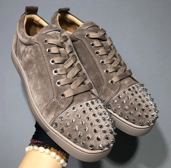 paris design spikes low men,women sneakers luxury red bottom shoes gray suede leather party dress outdoor flat trainer size 36-46, Black
paris design spikes low men,women sneakers luxury red bottom shoes gray suede leather party dress outdoor flat trainer size 36-46, Black