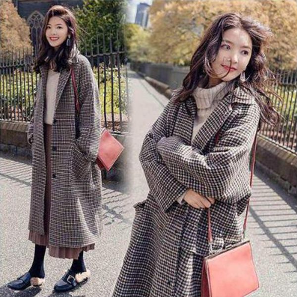 winter woman coats 2019 autumn and winter new woolen coat korean version of the plaid in the long coat large size female jacket, Black
winter woman coats 2019 autumn and winter new woolen coat korean version of the plaid in the long coat large size female jacket, Black