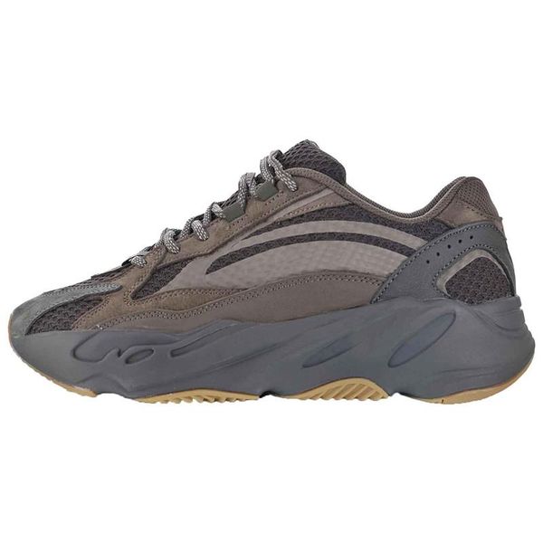 new 700 v2 salt wave runner mauve og solid grey 3m women mens running shoes green black white stitching color athletics sports sneakers
new 700 v2 salt wave runner mauve og solid grey 3m women mens running shoes green black white stitching color athletics sports sneakers