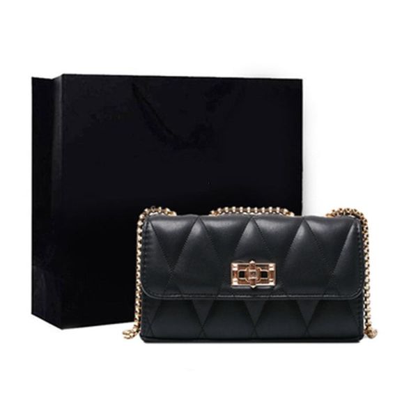 2020 new shoulder bag chains messenger bag fashion girls handbag simple leisure perssonality mini women
2020 new shoulder bag chains messenger bag fashion girls handbag simple leisure perssonality mini women