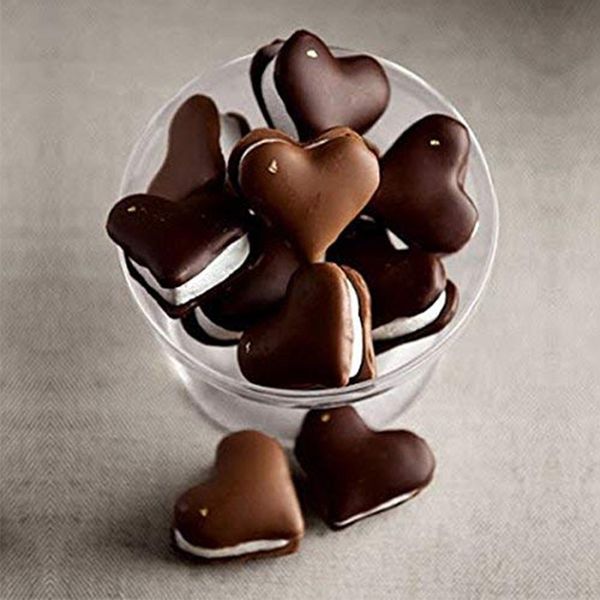 silicone bakeware 42 hearts shape macaroon molds muffin oven pad baking tray liner cake pastry macaron mat waffle maker other bakeware
silicone bakeware 42 hearts shape macaroon molds muffin oven pad baking tray liner cake pastry macaron mat waffle maker other bakeware