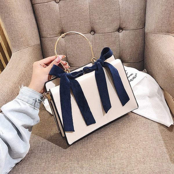 2019 shoulder bag for women with round metal handle bag pu leather crossbody lady casual tote luxury designer bags
2019 shoulder bag for women with round metal handle bag pu leather crossbody lady casual tote luxury designer bags