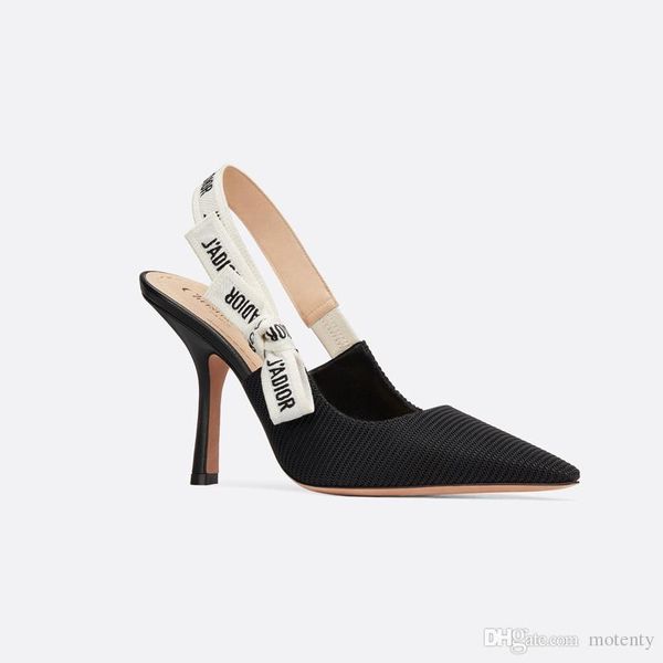 2019 new fashion women sandals designer sandals designer heels Mesh fabric Leather material Original box size 35-42
2019 new fashion women sandals designer sandals designer heels Mesh fabric Leather material Original box size 35-42