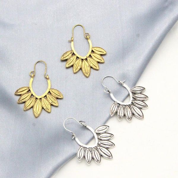 luyun fashion half face chrysanthemum gold/silver color vintage stainless steel jewelry earrings for women, Golden;silver
luyun fashion half face chrysanthemum gold/silver color vintage stainless steel jewelry earrings for women, Golden;silver