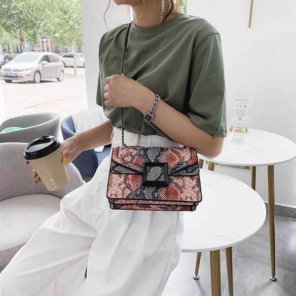 женская сумка змейки печати мешок плеча vintage crossbody плеча женщин роскошный кожаный посыльный sac a главный 2020
женская сумка змейки печати мешок плеча vintage crossbody плеча женщин роскошный кожаный посыльный sac a главный 2020