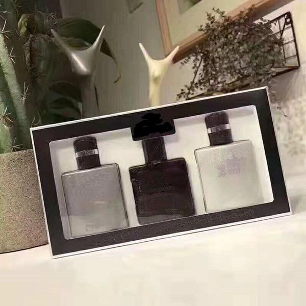 19SS New hot classic men's fragrance 3 piece set azure light fragrance + charm sports + charm sports cologne gift box free shipping
19SS New hot classic men's fragrance 3 piece set azure light fragrance + charm sports + charm sports cologne gift box free shipping