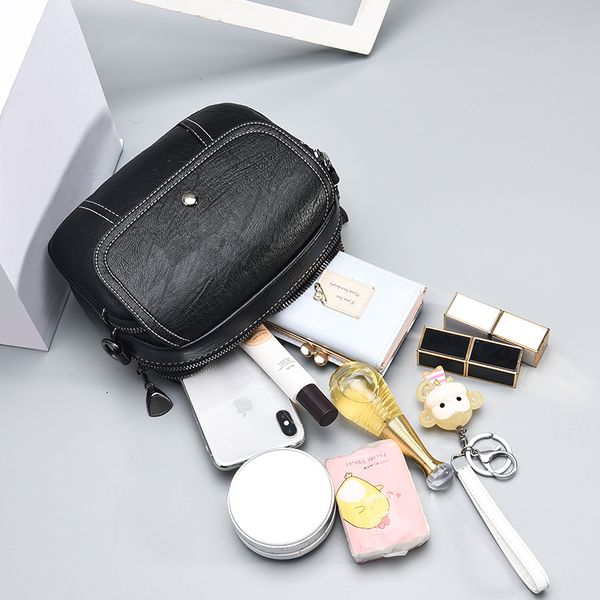 2020 fashion flow oval women's shoulder bag multi function leisure zero wallet 
2020 fashion flow oval women's shoulder bag multi function leisure zero wallet