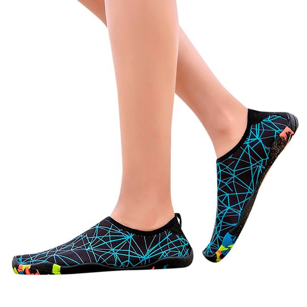 2019 men women aqua shoes summer beach wading shoes swimming quick-drying breath rubber reef non-slip on surf water, Black
2019 men women aqua shoes summer beach wading shoes swimming quick-drying breath rubber reef non-slip on surf water, Black