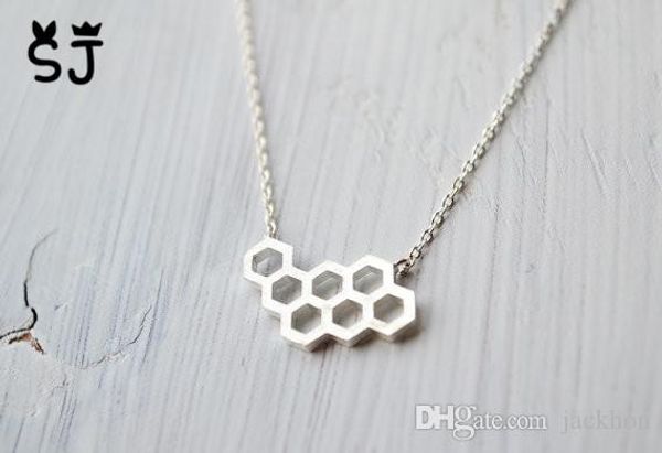 30pcs- n046 золото серебро honey comb bee hive ожерелье симпатичного honeycomb ожерелье улое шестигранное ожерелье ожерелье, Silver 
30pcs- n046 золото серебро honey comb bee hive ожерелье симпатичного honeycomb ожерелье улое шестигранное ожерелье ожерелье, Silver