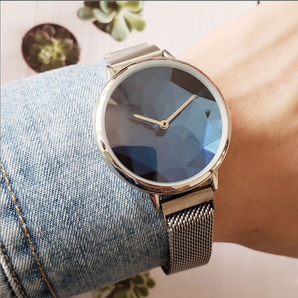 new women gold ladies watch rhinestone movement wristwatches watches rose fashion luxury luxe quartz clock iced out montre de womens hbfrd, Slivery;brown
new women gold ladies watch rhinestone movement wristwatches watches rose fashion luxury luxe quartz clock iced out montre de womens hbfrd, Slivery;brown