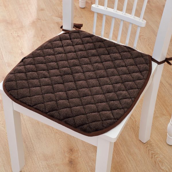 6 colors winter chair cushions non-slip seat pad with bandage office chair cushion throw pillow home decoration cushion
6 colors winter chair cushions non-slip seat pad with bandage office chair cushion throw pillow home decoration cushion