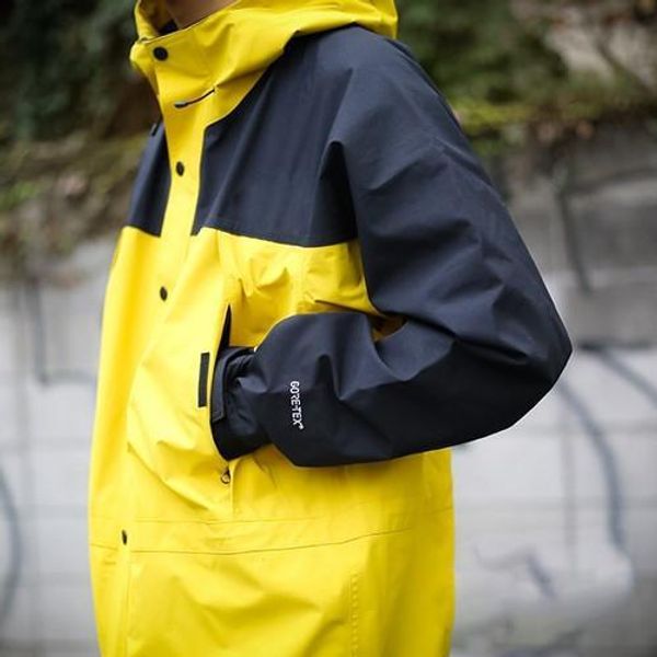 20ss thenf mountain light куртка парка мужчины женщины куртка с капюшоном ветрозащитный повседневная улица скейтборд хип-хоп пальто спортивн, Black;brown
20ss thenf mountain light куртка парка мужчины женщины куртка с капюшоном ветрозащитный повседневная улица скейтборд хип-хоп пальто спортивн, Black;brown