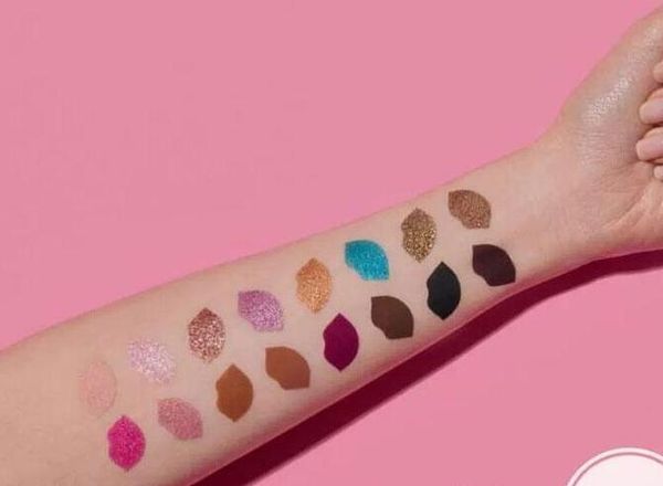 dhl new makeup beverly hills eyes brand amrezy eyeshadow palette 16 colors shimmer matte eye shadow
dhl new makeup beverly hills eyes brand amrezy eyeshadow palette 16 colors shimmer matte eye shadow