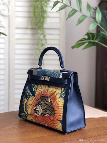 latest design luxury totes bag,brand clutch bag,designed handbag,wallet with made by calf, lamb skin,fast delivery
latest design luxury totes bag,brand clutch bag,designed handbag,wallet with made by calf, lamb skin,fast delivery