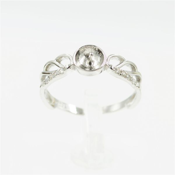 new fashion trendsetter s925 sterling silver ring female inlaid pearl ring ornament wholesale diy empty support ps4mjz054, Slivery;crystal
new fashion trendsetter s925 sterling silver ring female inlaid pearl ring ornament wholesale diy empty support ps4mjz054, Slivery;crystal