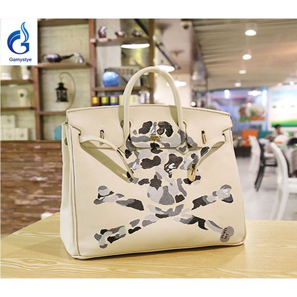 army white skull peace custom graffiti original design genuine leather women bags women handbags paint hand drawing real cowskin quality 
army white skull peace custom graffiti original design genuine leather women bags women handbags paint hand drawing real cowskin quality