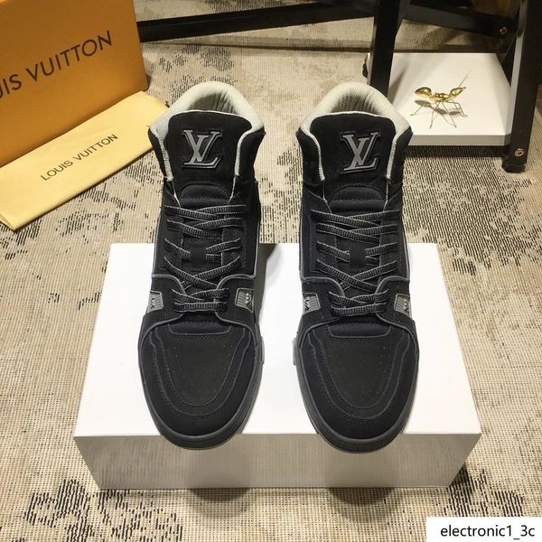 2019j new men s casual sneakers, high-men s outdoor travel sneakers, fast delivery with original box packaging
2019j new men s casual sneakers, high-men s outdoor travel sneakers, fast delivery with original box packaging