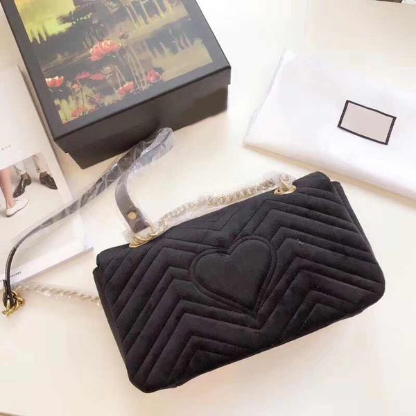 designer-crossbody bags brand fashion classic velvet bag messenger shoulder chain bag dust bag receipt gift box purses ladies handbag
designer-crossbody bags brand fashion classic velvet bag messenger shoulder chain bag dust bag receipt gift box purses ladies handbag